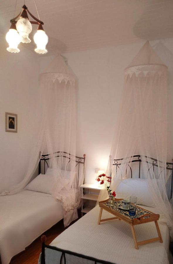 Holiday home Small Traditiional Near The Shops And Restaurants In Korissia, Kea *